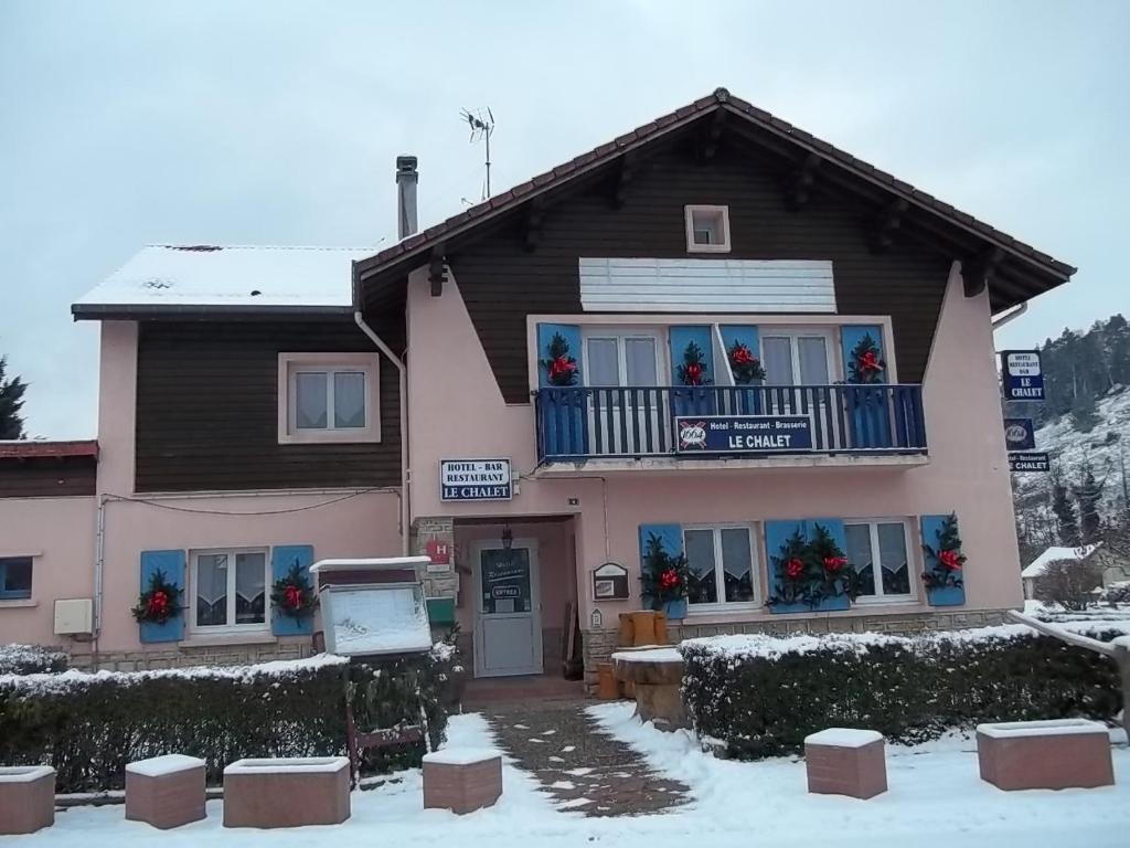 Hotel Restaurant Le Chalet Pierre-Percée Esterno foto